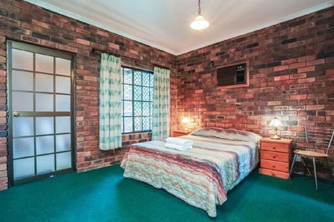 Fernvale Hotel Motel - Accommodation Nelson Bay 2