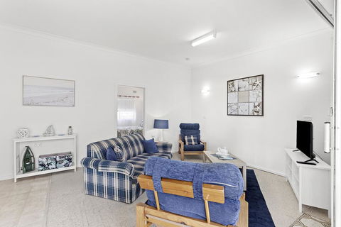 Fiddlers Green 7 62 Magnus Street - Accommodation Nelson Bay 1