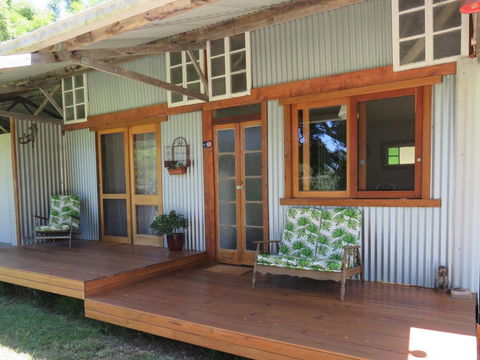 Fig Tree Retro Studio - Accommodation Nelson Bay 1