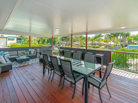 Finlay's Retreat - Pet Friendly House - Yamba - Accommodation Nelson Bay 0