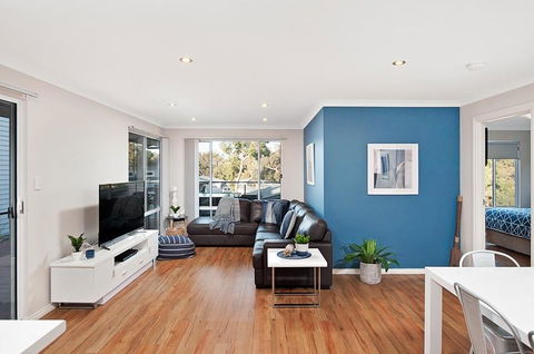 Forest View Villa - Nelsons Bay Accommodation 1