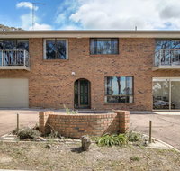 Four Seasons - Accommodation Nelson Bay