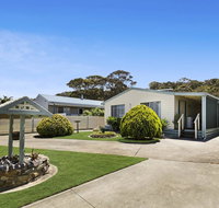 Four Sisters - beachside holiday - Accommodation Nelson Bay