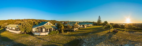 Fraser Island Beach Houses - Accommodation Nelson Bay 0