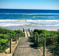 Garland Grove - Accommodation Nelson Bay