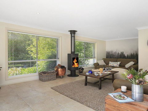 Garland Park - 3 Night Weekends For Price Of 2 - Accommodation Nelson Bay 1