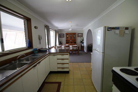 Gerry's Waterfront - Accommodation Nelson Bay 3