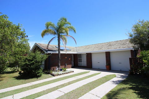 Gerry's Waterfront - Accommodation Nelson Bay 0