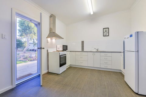 Getaway Villas Unit 38-11 - 1 Bedroom Self-Contained Accommodation - Accommodation Nelson Bay 3
