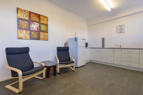 Getaway Villas Unit 38-12 - 1 Bedroom Self-Contained Accommodation - Accommodation Nelson Bay 3