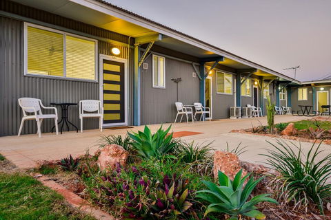 Getaway Villas Unit 38-2 - 1 Bedroom Self-Contained Accommodation - Accommodation Nelson Bay 1