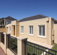 Glenelg Private Studio - Accommodation Nelson Bay