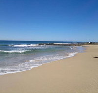 Golden Sands 1 - Absolute Beachfront - Accommodation Nelson Bay