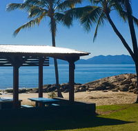 Golden Sands Beach House - Accommodation Nelson Bay