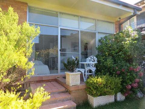 Golfview Lodge - Accommodation Nelson Bay 1