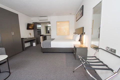 Gosford Resort And Conference Centre (Previously Known The Willows) - Accommodation Nelson Bay 3