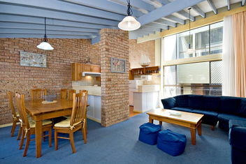 Gowrie Avenue, Bay Parklands, Townhouse 04, 2 with Accommodation Nelson Bay
