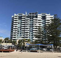Grand Hotel Apartments Gold Coast by owner - Accommodation Nelson Bay