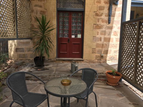 Granmas Cottage - Accommodation Nelson Bay 3