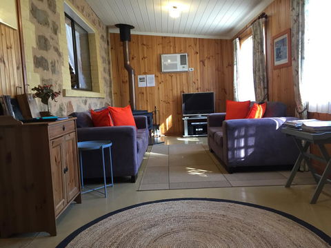 Granmas Cottage - Accommodation Nelson Bay 2