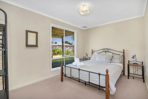 Green Reef Beach House - Nelsons Bay Accommodation 1