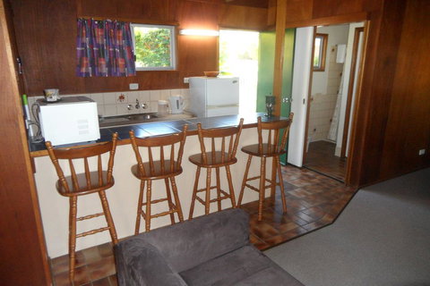 Gumnut Glen Cabins - Accommodation Nelson Bay 2