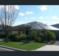 Hampton on Toner - Accommodation Nelson Bay