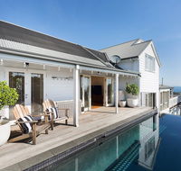 Hampton's Retreat Family friendly water views close to beach with heated pool - Accommodation Nelson Bay
