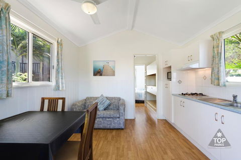Harbour Lights Tourist Park - Accommodation Nelson Bay 0