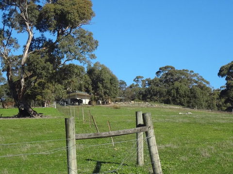 Hawksview At Mafeking - Accommodation Nelson Bay 3