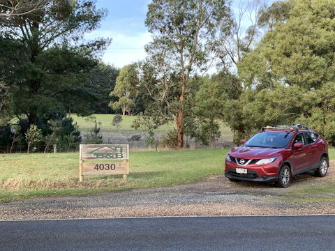 Helen's Luxury Hut - Accommodation Nelson Bay 1