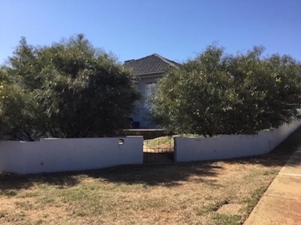 Tolland NSW Nelsons Bay Accommodation
