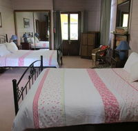 Henry's Cottage - Accommodation Nelson Bay