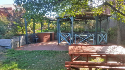 Hepburn Springs Motor Inn - Accommodation Nelson Bay 2
