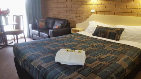 Hepburn Springs Motor Inn - Accommodation Nelson Bay 3