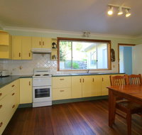 Hi View 18 Dulconghi Street - Nelsons Bay Accommodation