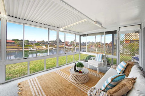 Hibbard Waterfront Escape - Accommodation Nelson Bay 0