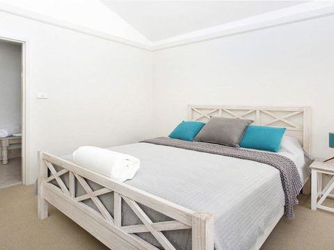 Hidden Gem On Manning - Great Location Opposite Surf Beach - Nelson Bay Accommodation.com 3