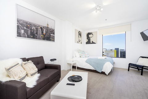 High In The Sky Executive - Accommodation Nelson Bay 3