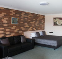 Highway Inn Motel - Accommodation Nelson Bay
