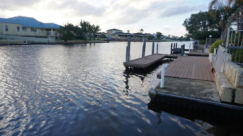 Holiday House - Accommodation Nelson Bay 3