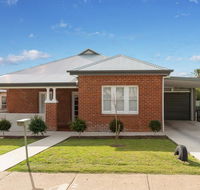 Home Away From Home - Accommodation Nelson Bay