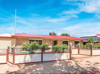 Book Broken Hill Accommodation Vacations Accommodation Nelson Bay Accommodation Nelson Bay