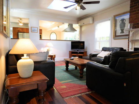 Horatio House - Accommodation Nelson Bay 2