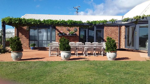 Horningsea - Nelsons Bay Accommodation 0