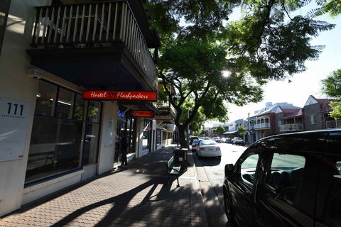 Hostel 109 Flashpackers - Nelsons Bay Accommodation 3