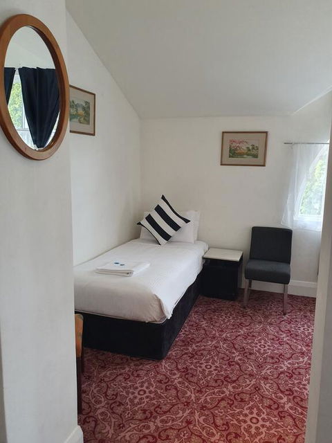 Hotel Blue - Accommodation Nelson Bay 1