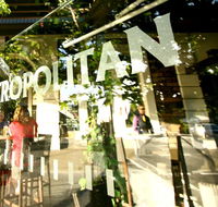 Hotel Metropolitan - Nelsons Bay Accommodation