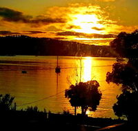 Islandview Beachhouse - 60m down driveway to Beach Dover Tasmania - Accommodation Nelson Bay