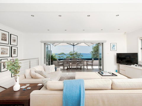 Jacaranda Blue @ Corlette - Accommodation Nelson Bay 0